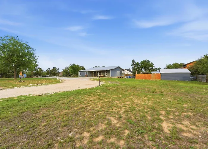 Game Barn, Cowboy Pool, 17Ft Movie Screen - Sleeps 10