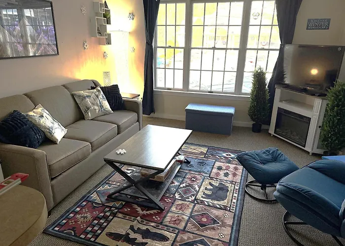 Mountain Relaxation Suite At Jiminy Peak-Ski On Off- Sleeps 4 - All Season Fun