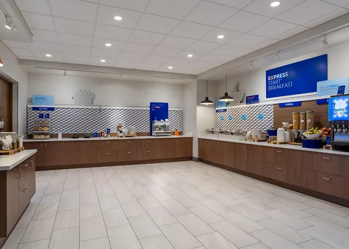 Holiday Inn Express & Suites Linden - Newark South By Ihg