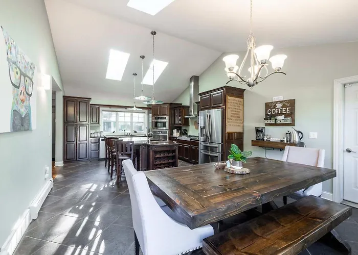 Kings Landing By Simple Life Rentals