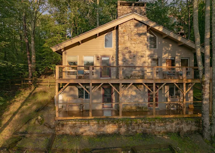 Beech Mountain Walk To Slopes Sleeps 9 Pet Friendly