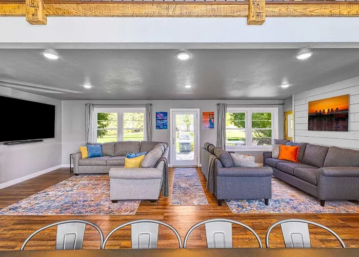 Westeros By Simple Life Rentals