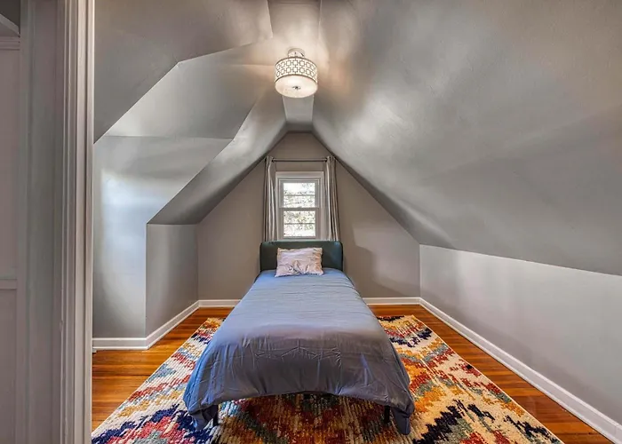 Westeros By Simple Life Rentals