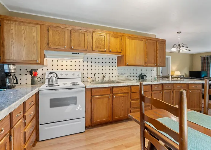 North Bay Tranquility By Simple Life Rentals