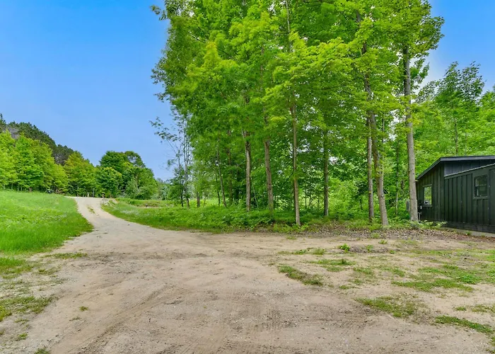 Explore Lakes & Beaches! Creekside Glen Arbor Home