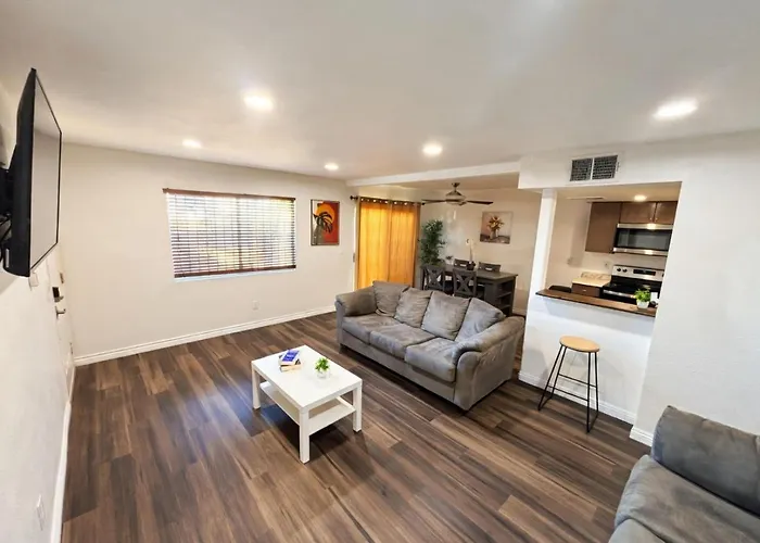 2Bed 1Bath Downtown El Centro The Village