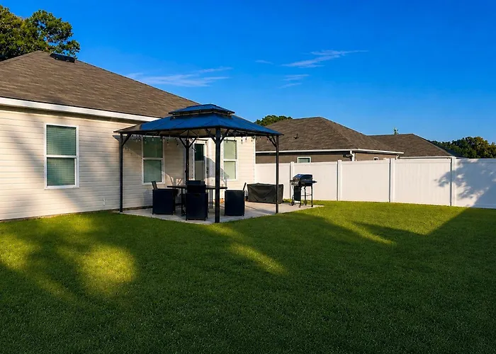 Near Golf Courses: Cozy Home In Ocean Isle Beach!