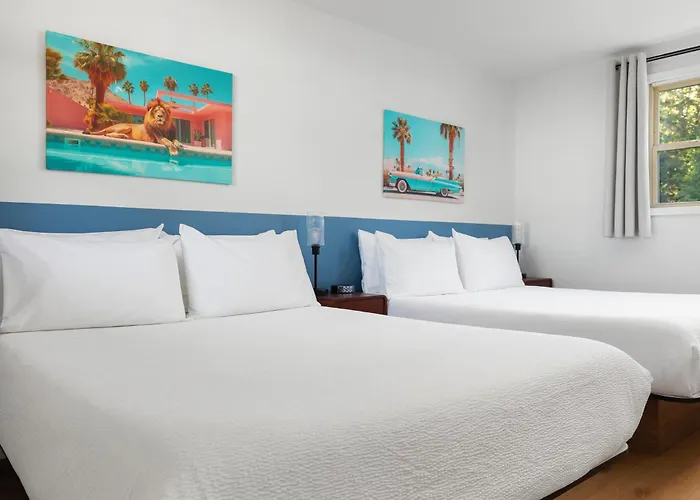 Sun & Sand Resort