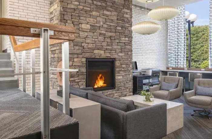 Midtown Hotel