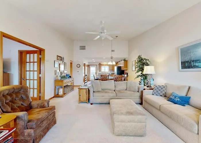 Lighthouse Cove Condo Resort: 418