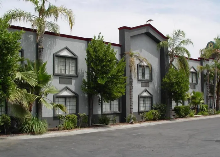 Surestay By Best Western Bakersfield Central