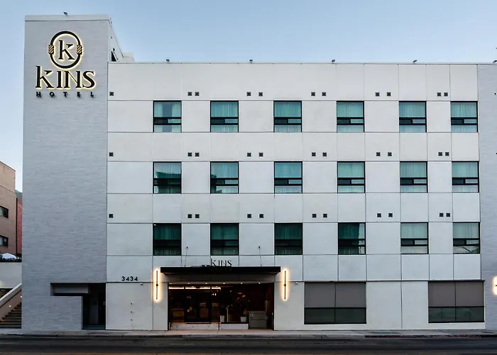 Kins Hotel