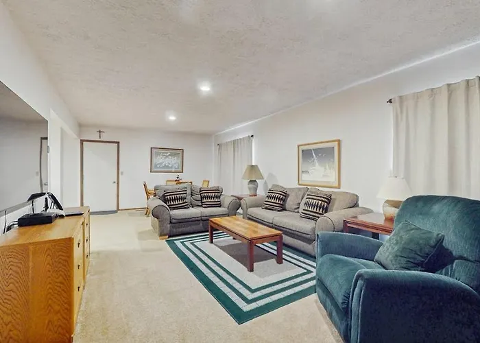 Ski & Tee Boyne Highlands Townhouse