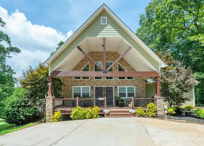Funtastic Retreat! Pet Goats, Hot Tub, 10 Mins To Weaverville - 15 Min To Avl Ps5, View, Karaoke