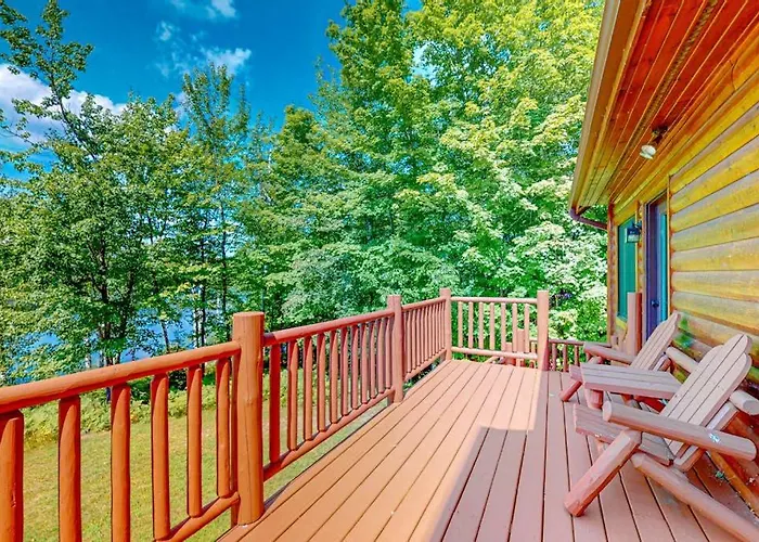 Van Vliet Lakehouse