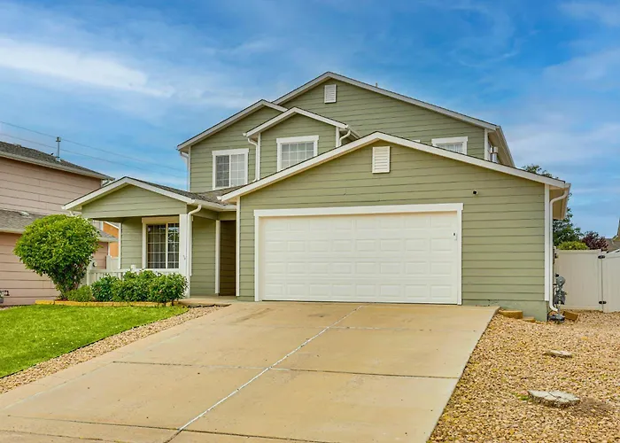 Family Home W/ Fenced Yard In Pueblo: 5 Mi To Dtwn