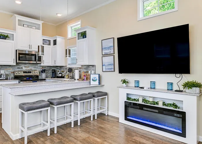Tiny Home Cottage For Short- Or Long-Term Rental