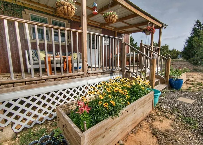 Romantic Granbury Cabin Ideal For A Texas Getaway