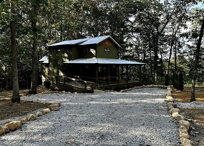 Fully Stocked Cabin Nestled Among The Trees In Tennessee