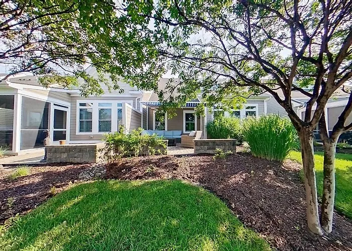Bayside Resort --- 30141 Candleberry Dr