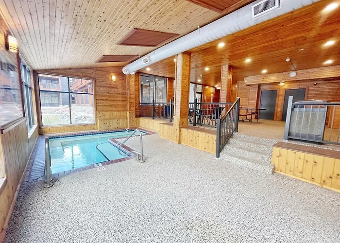 Family-Friendly Ski-In/Ski-Out | In-Unit Sauna