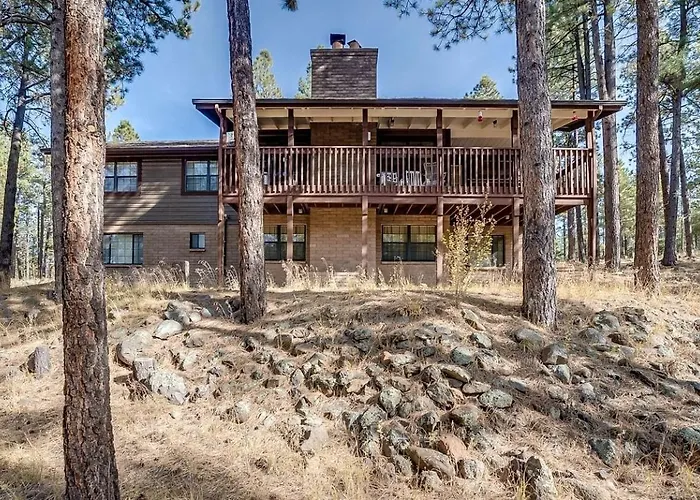 Gorgeous Cabin With Fireplace And Barbecue In Greer, Arizona
