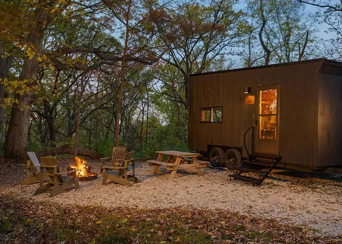 Postcard Cabins Starved Rock, Outdoor Collection By Marriott Bonvoy