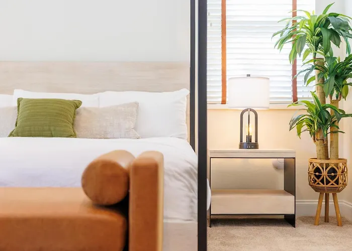 The Pine And Palms - Private Luxury Resort