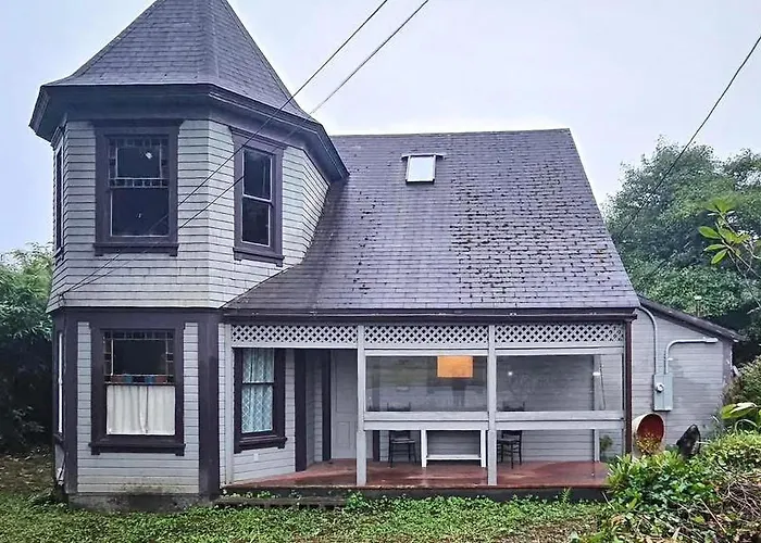 Walk To Main Avenue: Cozy Unit In Warrenton