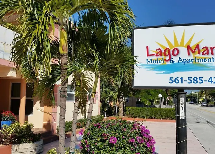 Lago Mar Motel And Apartments