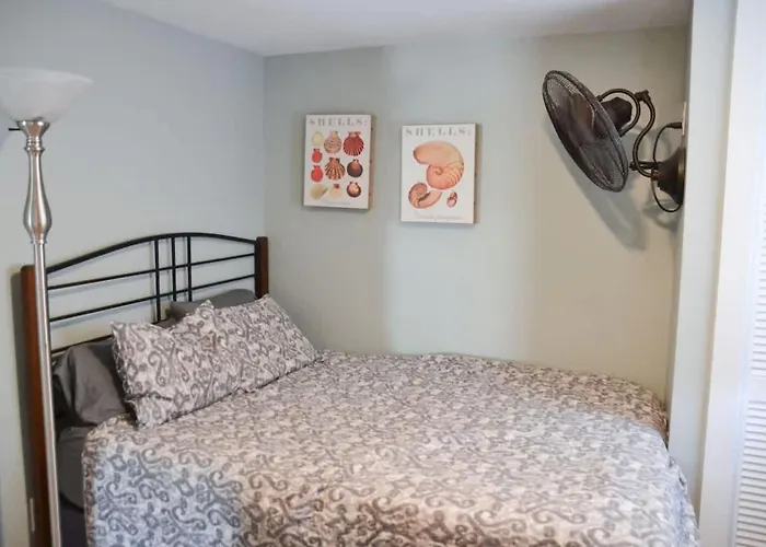 Steps To Beach 2Br 2Ba Duplex