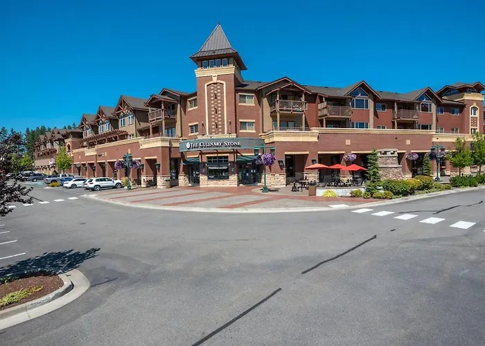 Stylish 2Br2Ba Riverstone Condo Sleeps 6