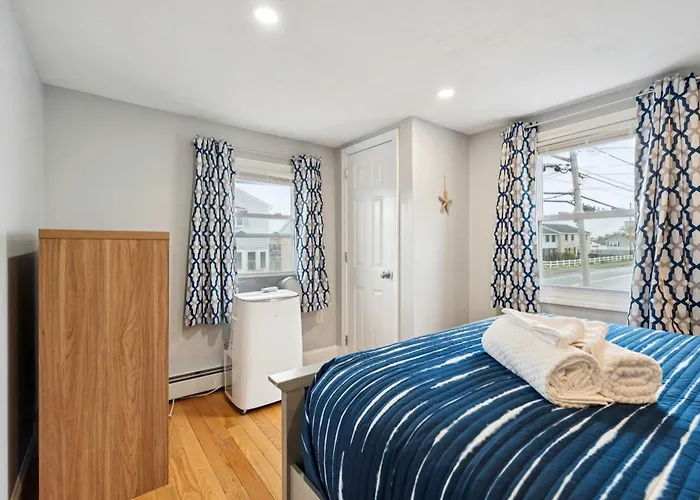 Newly Renovated Beachside Bliss Steps To Sand
