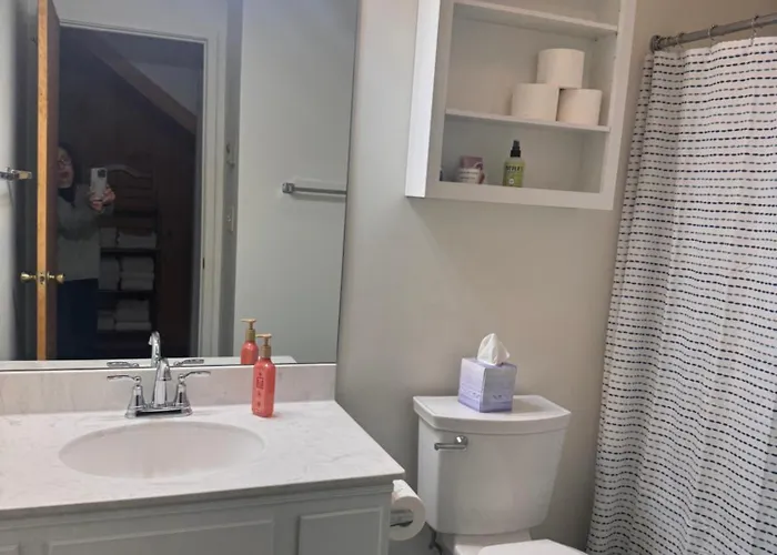 Pet Friendly Condo Near Loon With Ac And Passes To Loon Club Pool