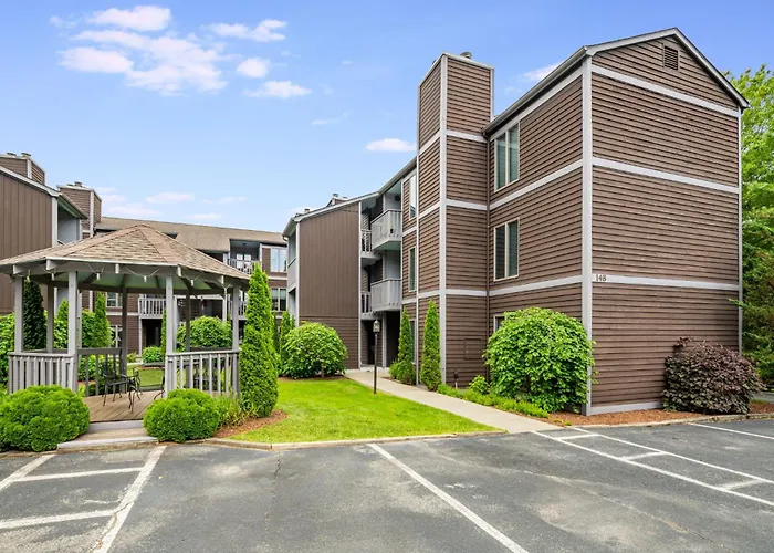 Brook Haven Condo - Downtown Blowing Rock Ground Floor Fully Stocked With 2 King Beds