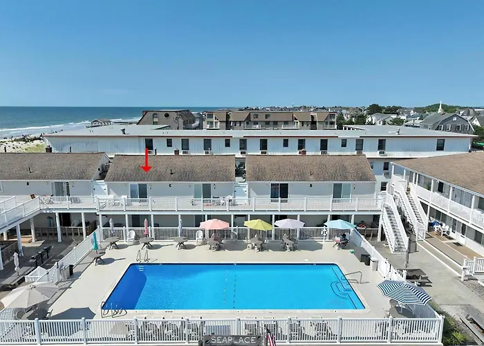 Ocean Front Condo Beach Haven, Pool Beach Badges Wifi Ocean Views