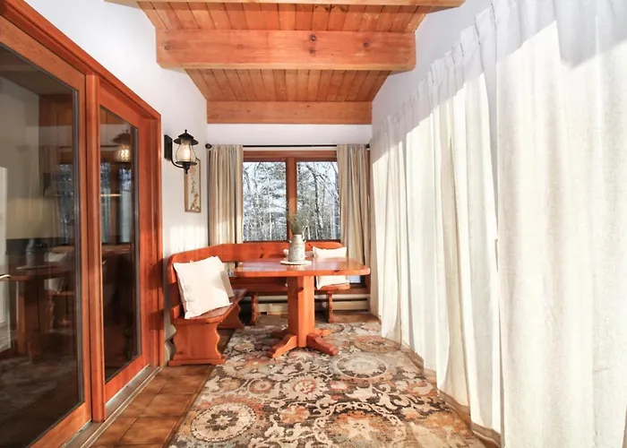 Indoor Saltwater Pool | Sauna | Sleeps 12+