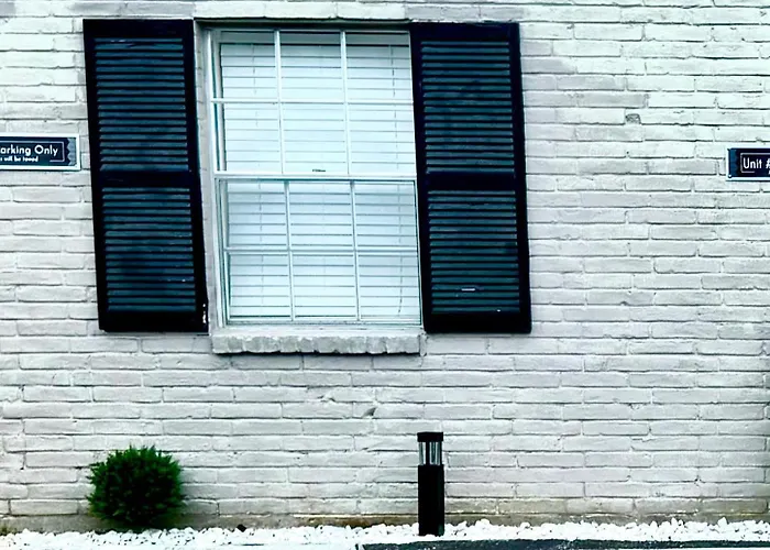 Pristine Full Sized Montrose Apartment Half Block To Menil Museum