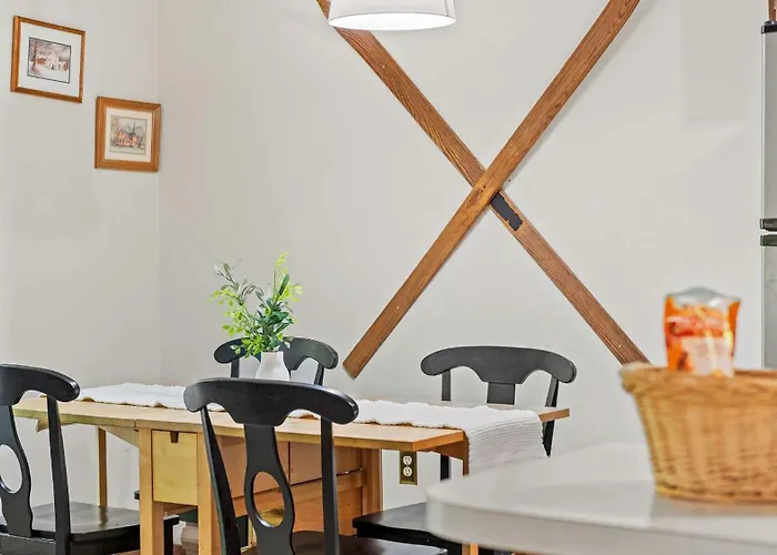 Hygge Home By Avantstay