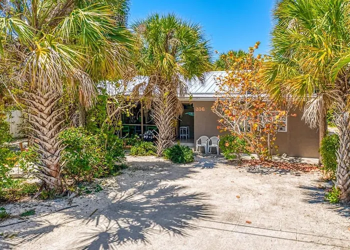 21 Palms Unit A
