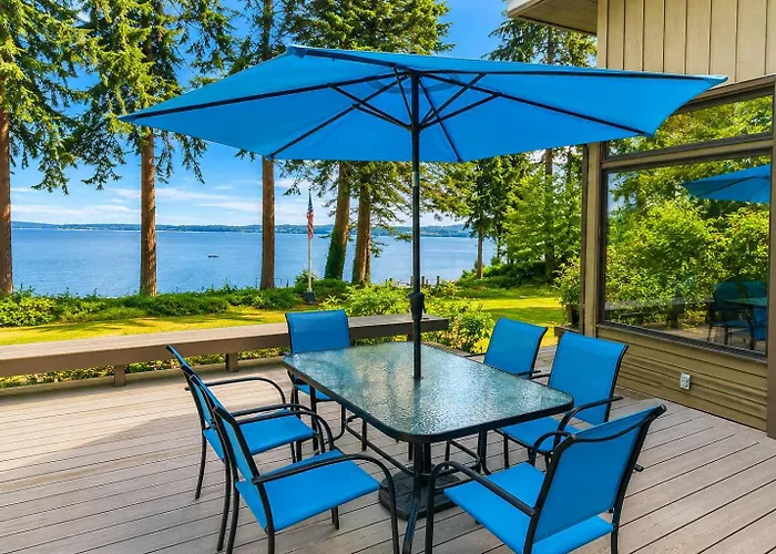 Poulsbo Waterfront Lodge With Game Room Library