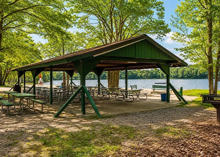 Clocked Out Cabin With Lake Access, Fire Pit, Games
