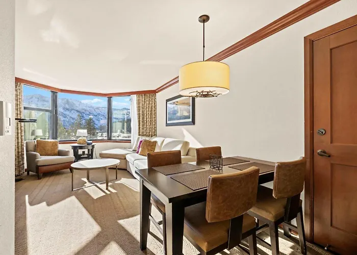 Remodeled Second Floor Valley View Suite No Resort Fee