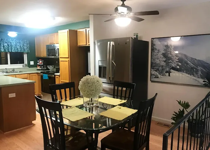 4 Bedroom Vacation House With Pikes Peak View Pet-Friendly