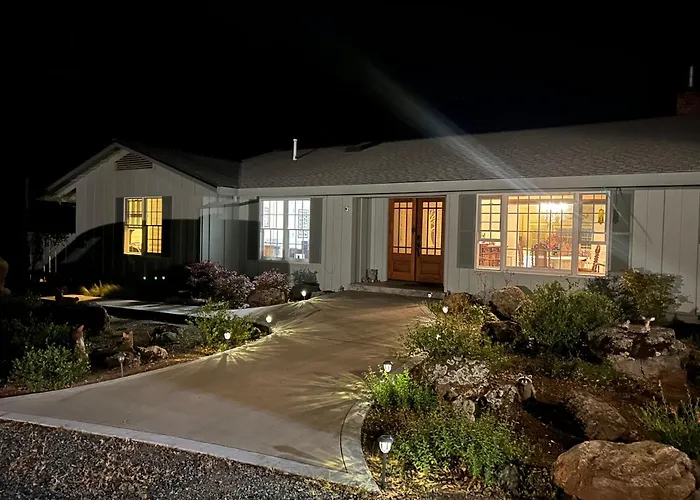 Private Country Home Near Downtown - Sonora