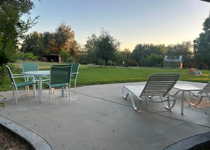 Private Country Home Near Downtown - Sonora
