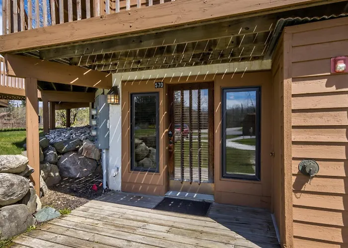 Greens & Glides Getaway At Schuss Mountain