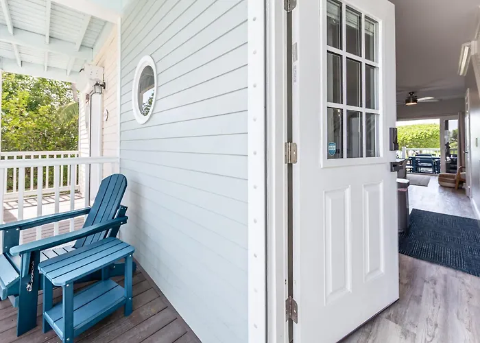 Blue Waters Stay - Waterfront Villa In Duck Key