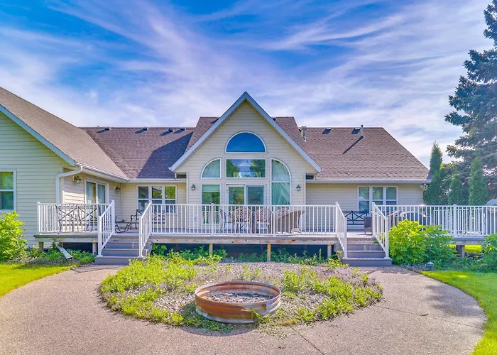 Waterfront Alexandria Gem: Family & Group Friendly