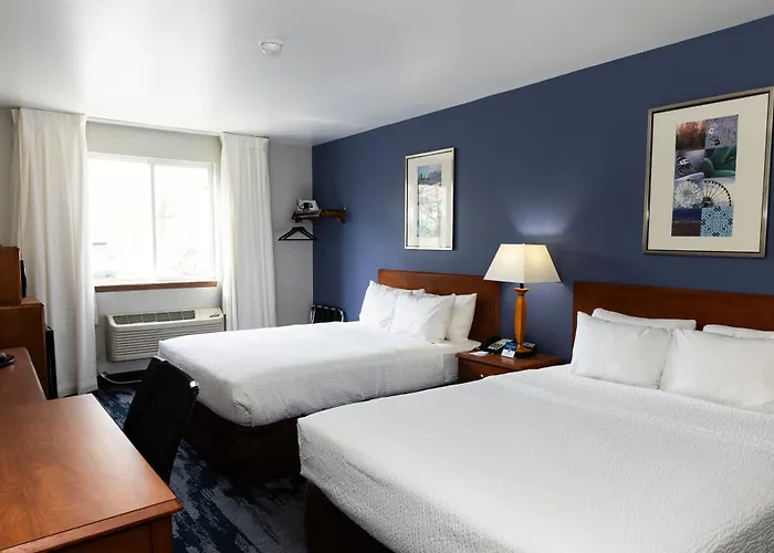 Travel Lodge